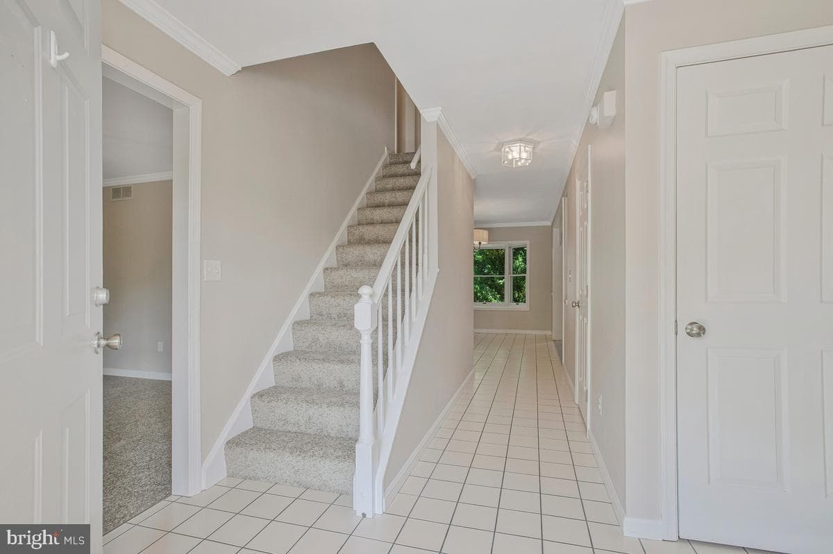 9200 Hines Meadow Way photo 9