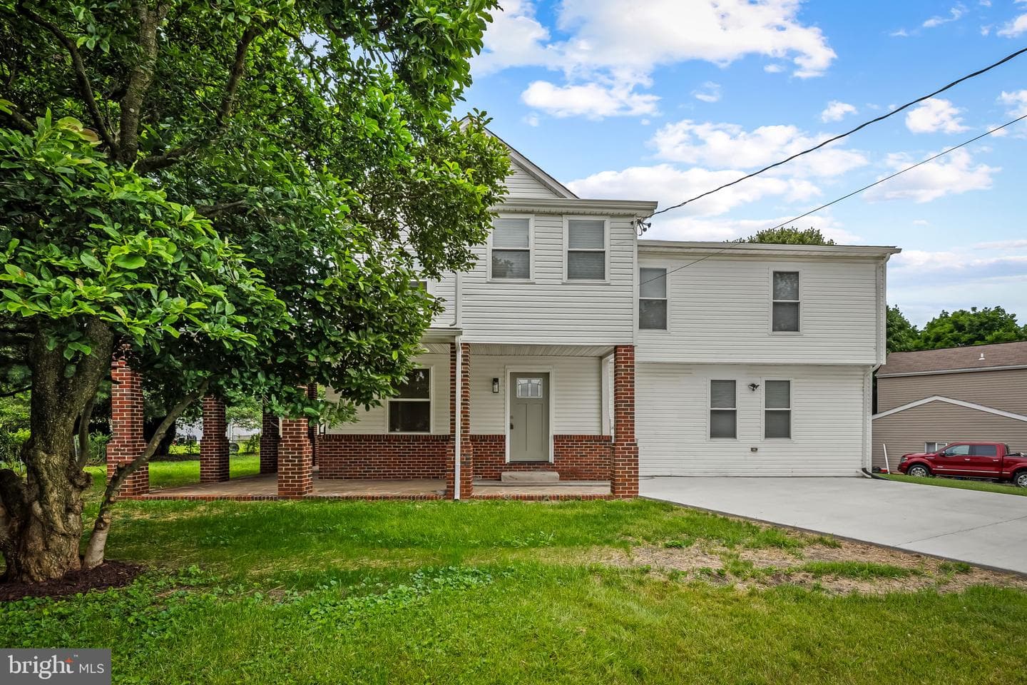 1520 Dorchester Avenue photo 3