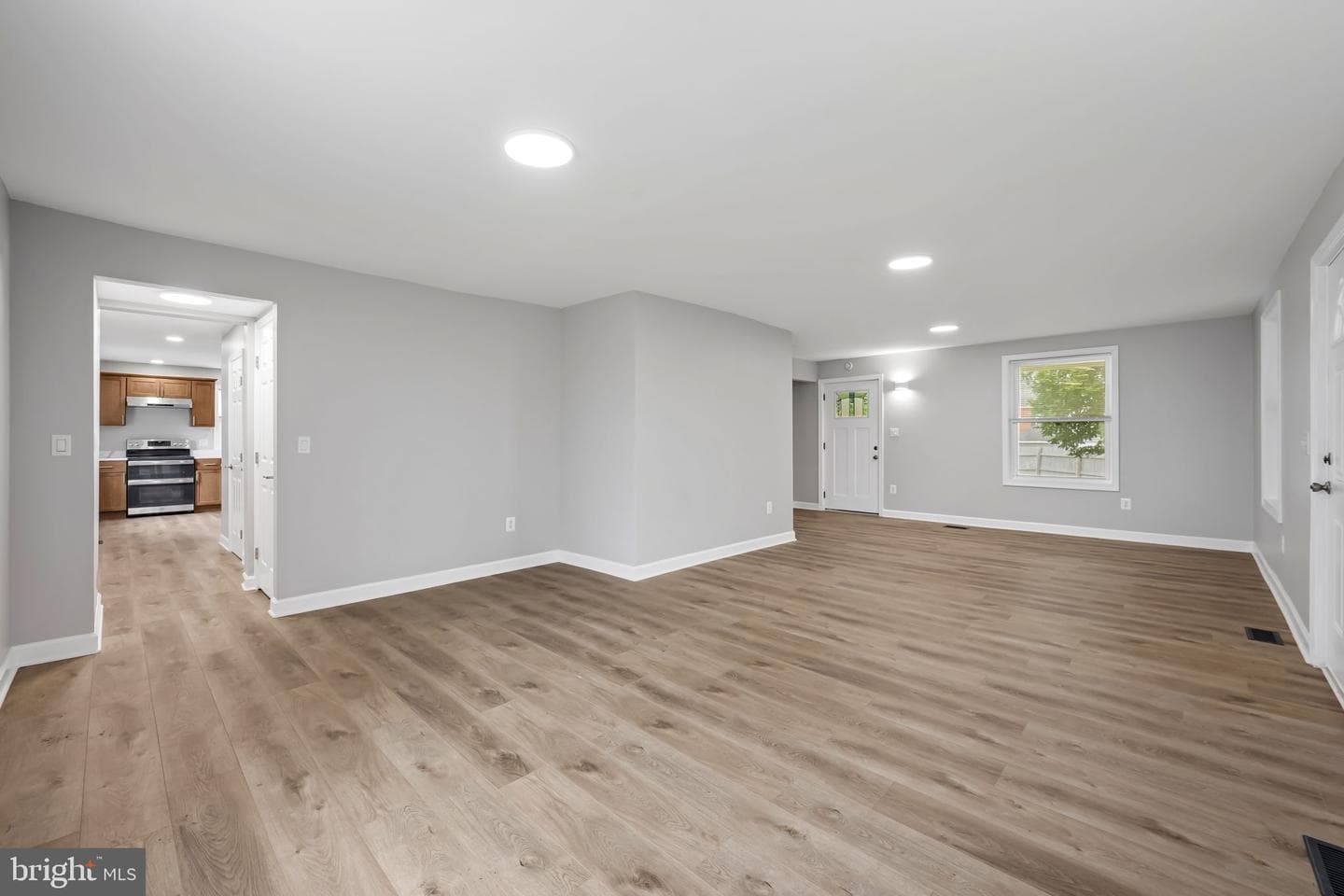 1520 Dorchester Avenue photo 8