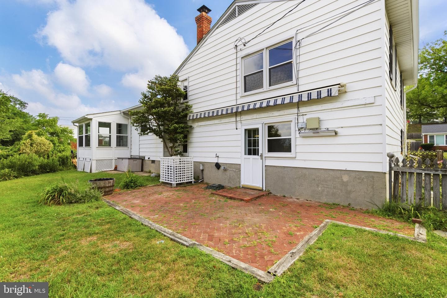 9414 Avondale Road photo 18