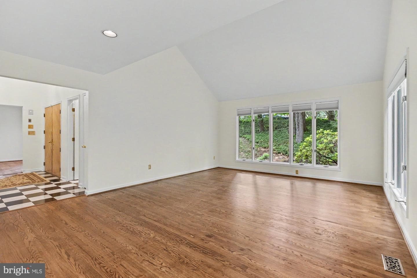 1503 Near Thicket Lane photo 17