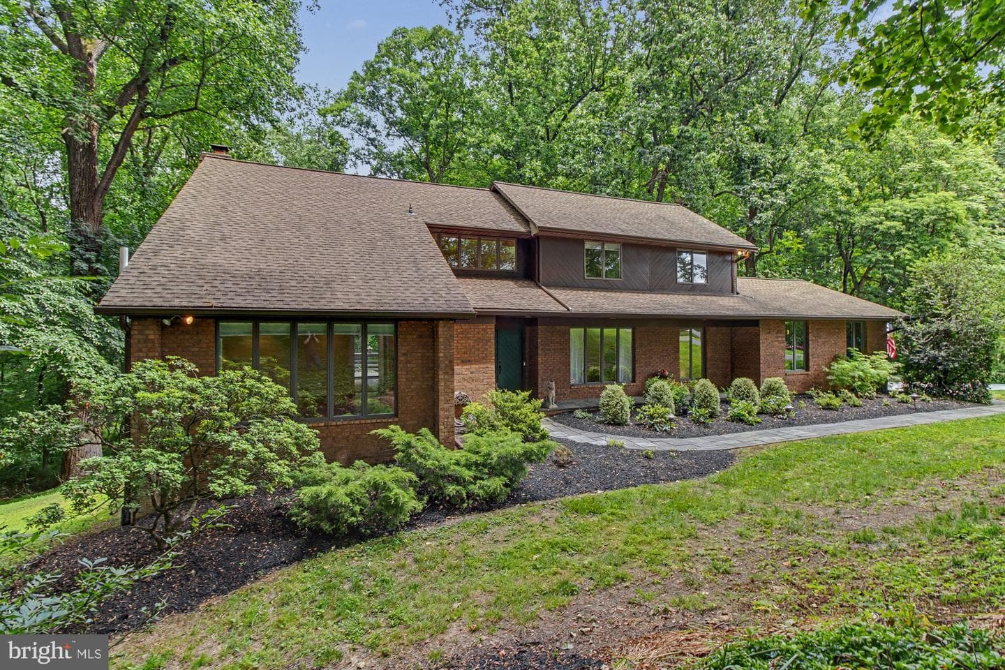 1503 Near Thicket Lane photo 3