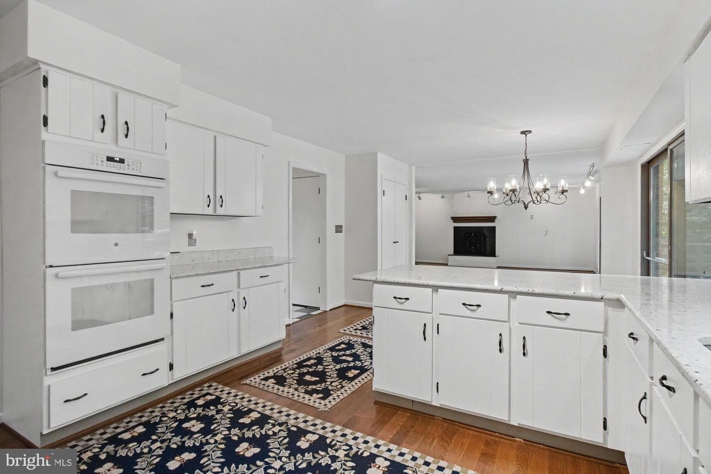 1503 Near Thicket Lane photo 34