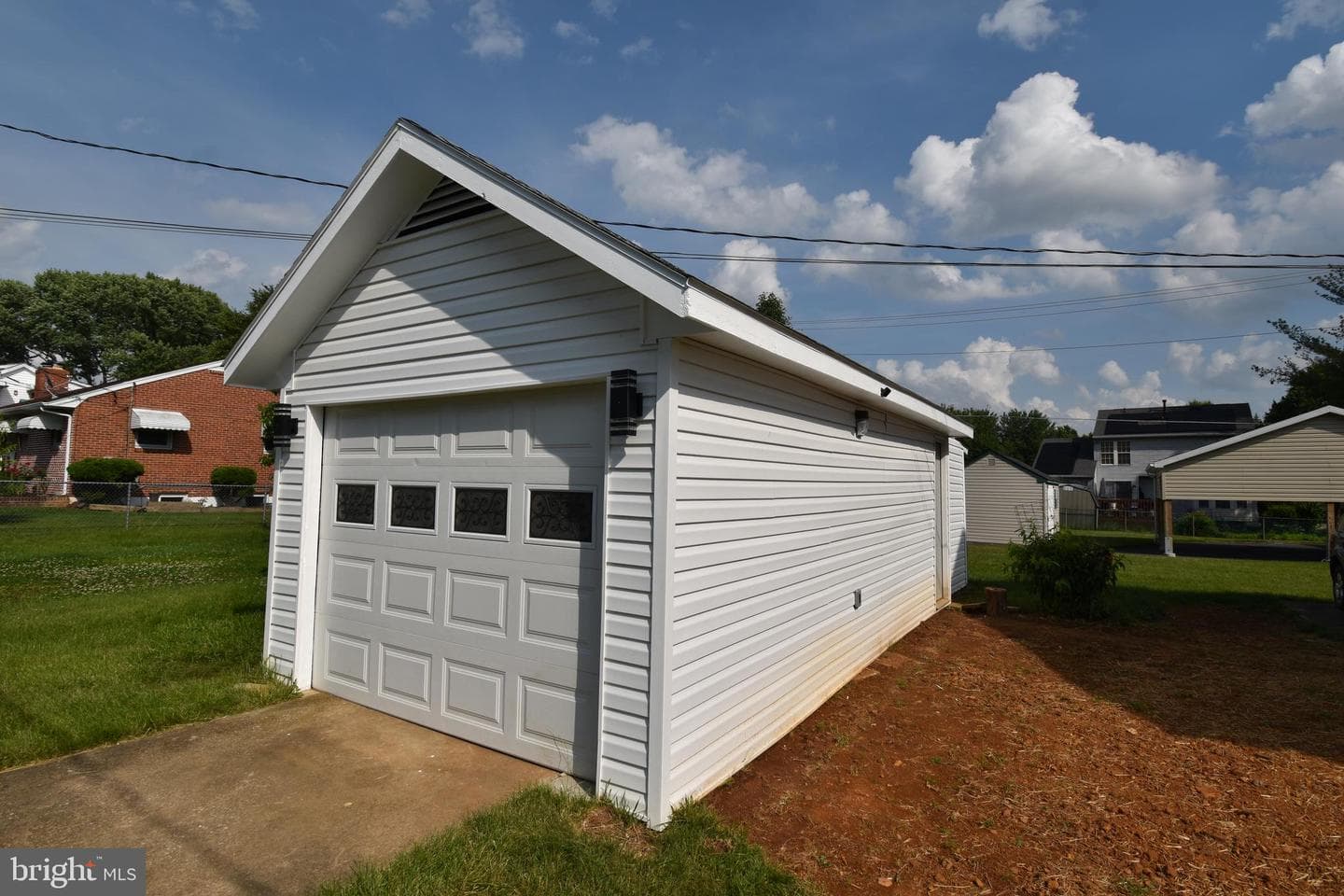 3403 N Rolling Road photo 27