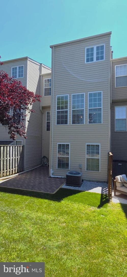 9776 Harvester Circle photo 4
