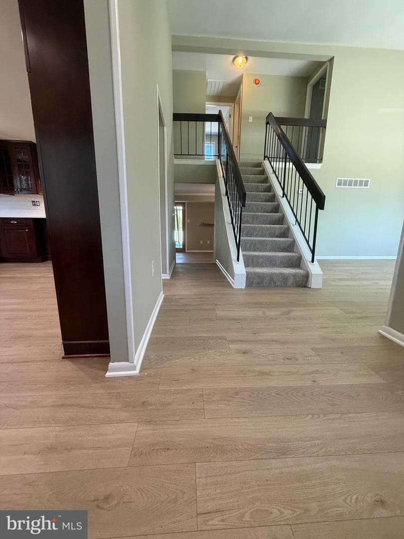 4834 Vicky Road photo 3