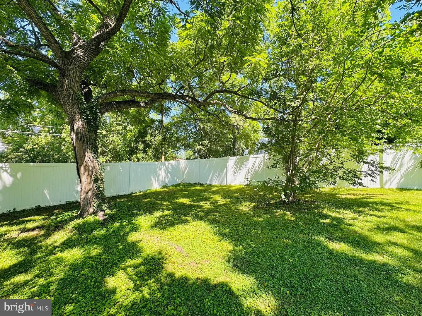 8608 Oak Road photo 37