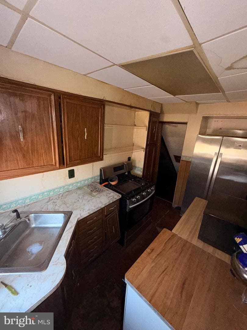136 Kingston Road photo 12