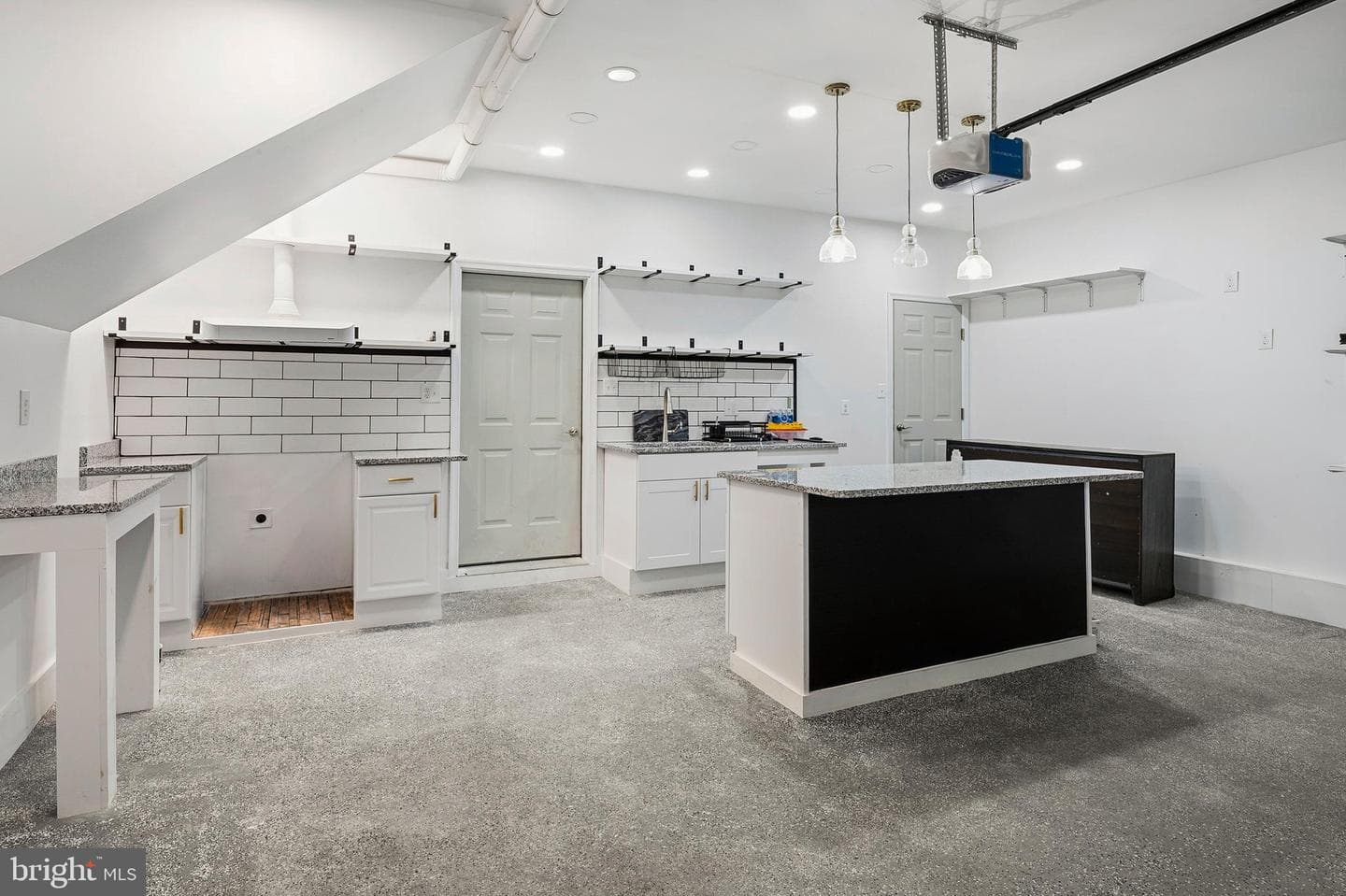 33 Greensborough Road photo 10
