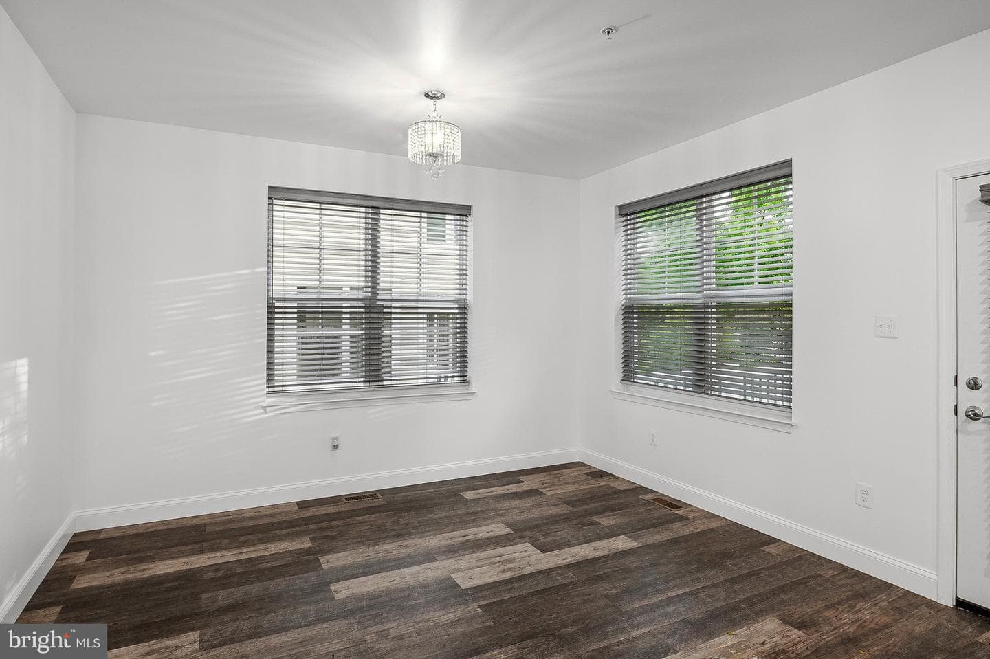 33 Greensborough Road photo 14