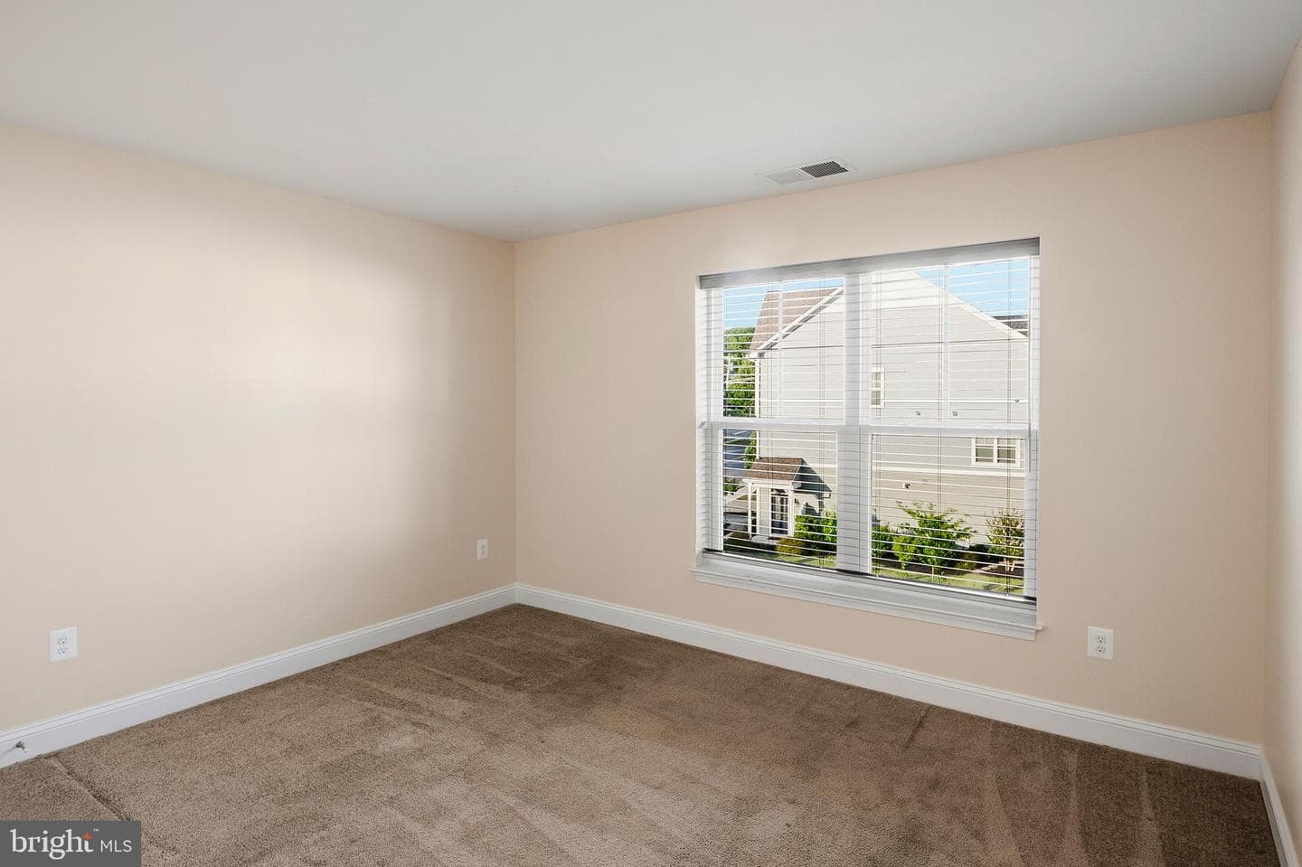 33 Greensborough Road photo 35