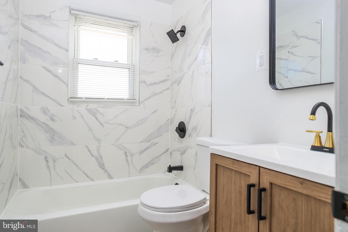 2224 Graythorn Road photo 17