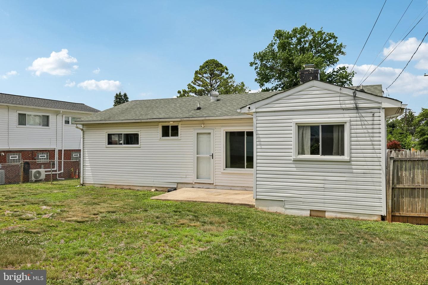 933 Prestwood Road photo 28