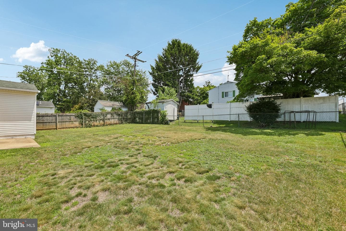 933 Prestwood Road photo 31