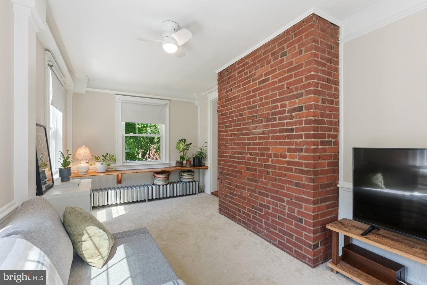 110 Osborne Avenue photo 24