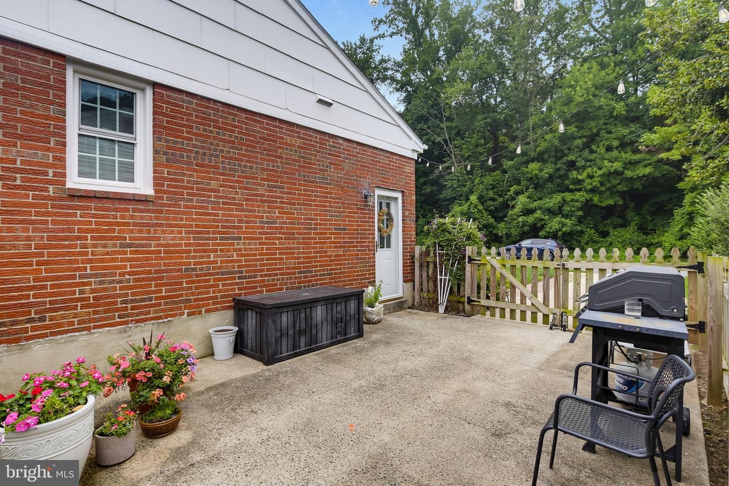 1034 Donington Circle photo 38