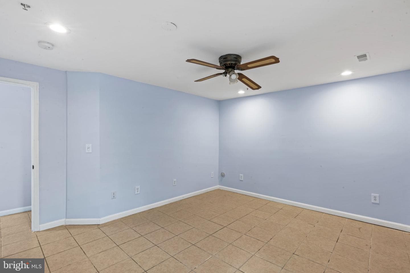 122 Persimmon Circle photo 10