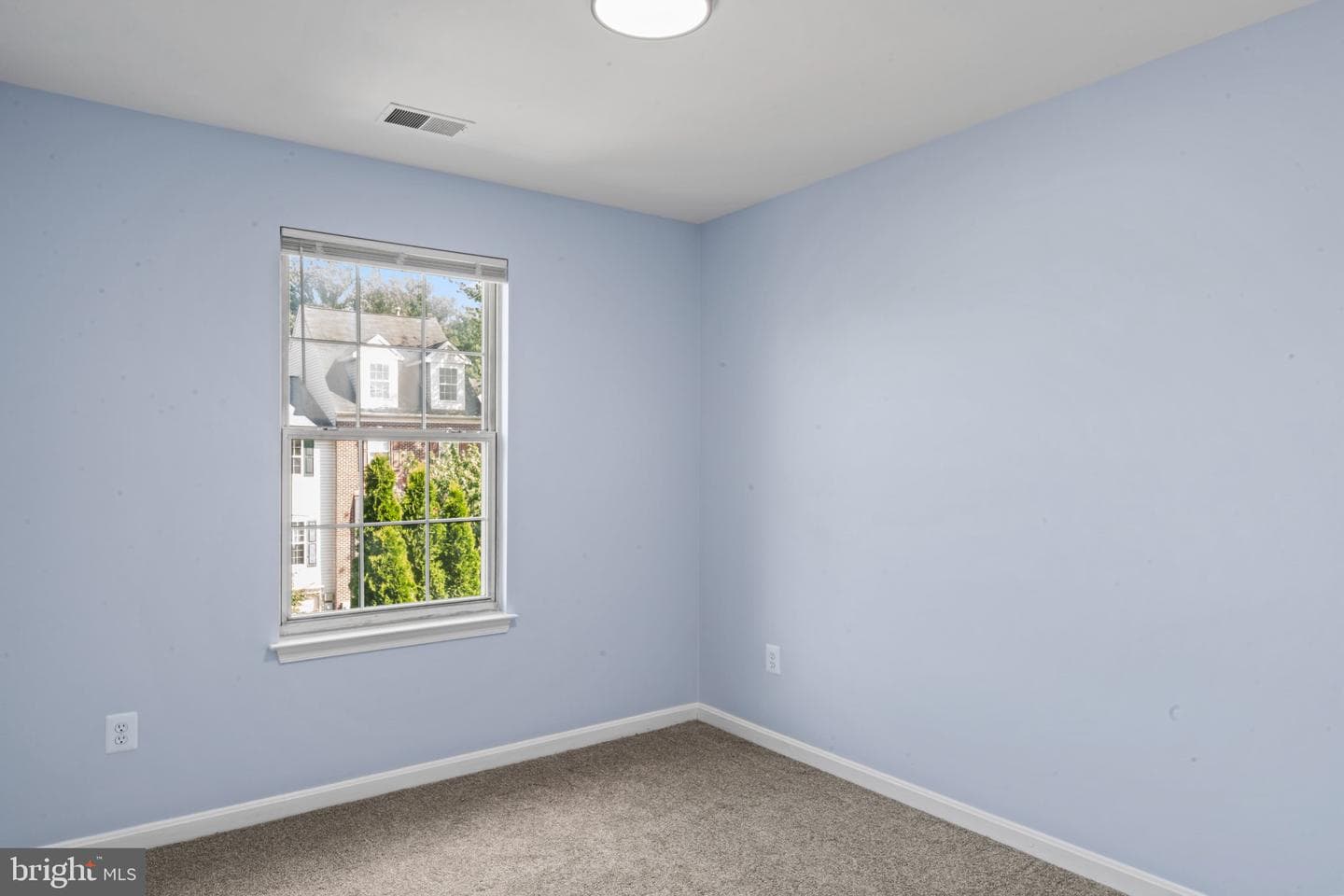 122 Persimmon Circle photo 4