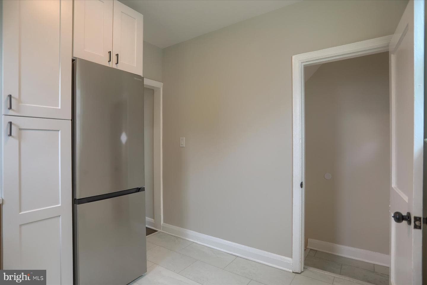 24 Lincoln Avenue photo 10
