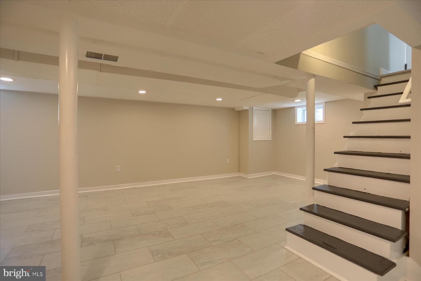 24 Lincoln Avenue photo 22
