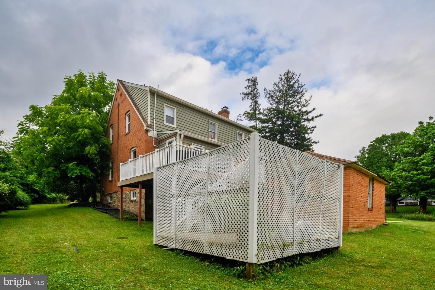 217 Church Lane photo 59