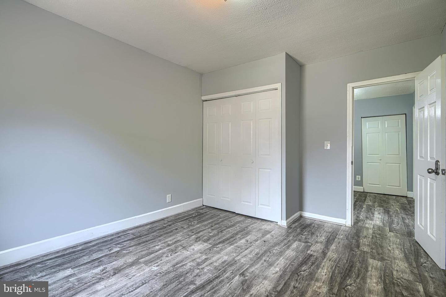 7428 Poplar Avenue photo 22