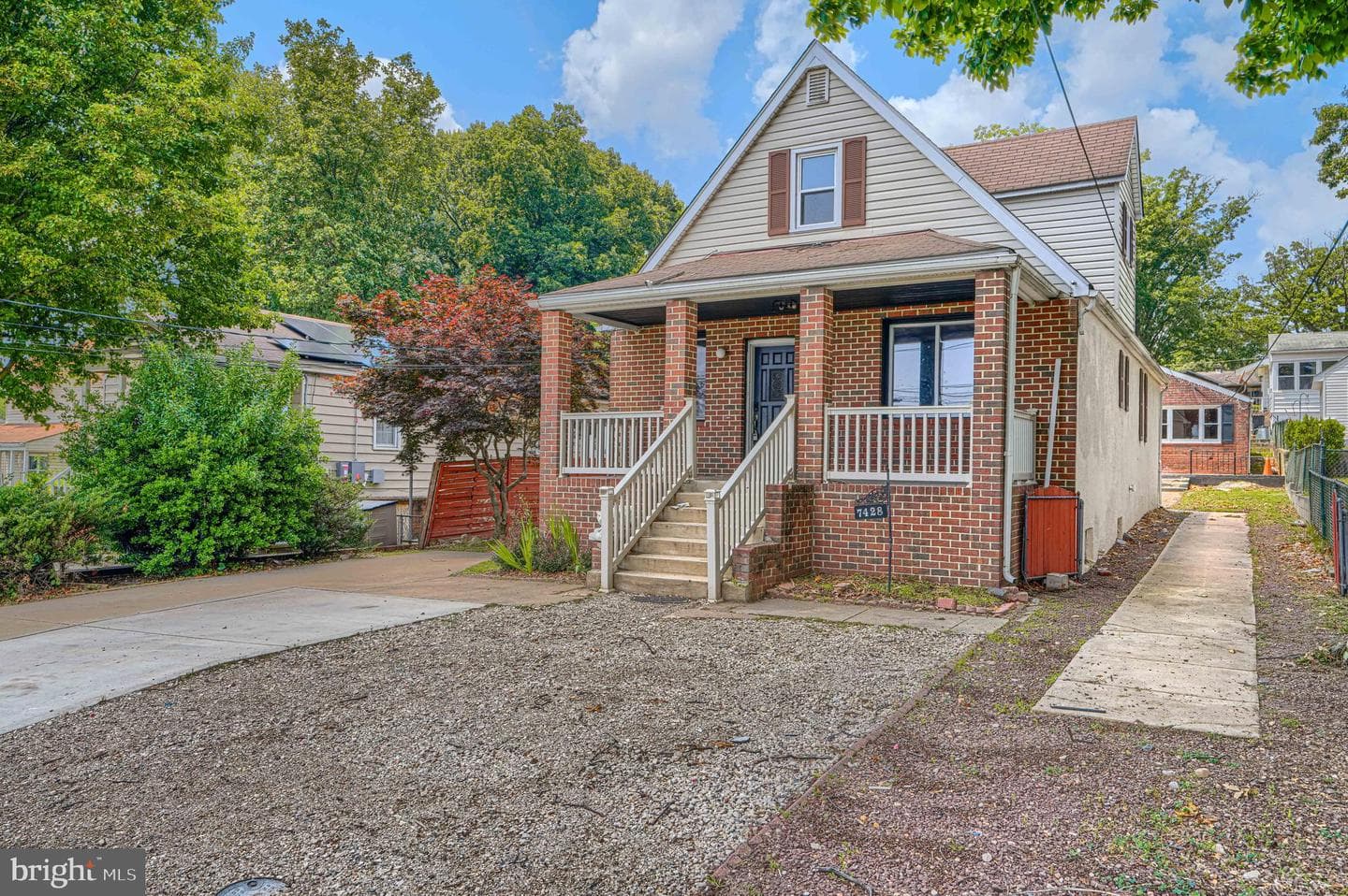7428 Poplar Avenue photo 3