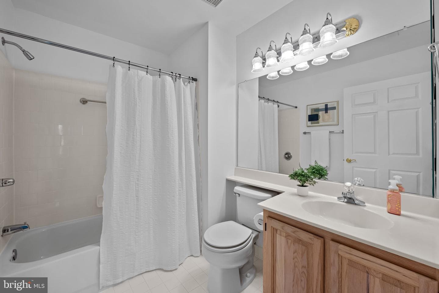 3901 Hannon Court #3e photo 18