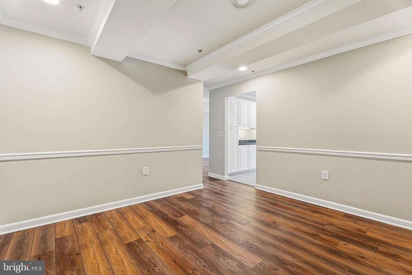 12240 Roundwood Road #509 photo 9