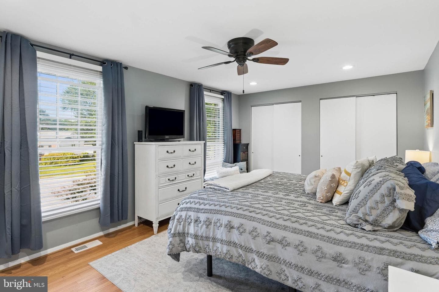 2405 Burlwood Road photo 15