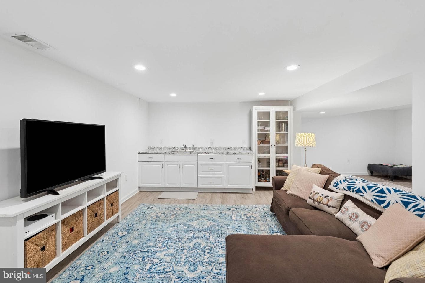 2405 Burlwood Road photo 21