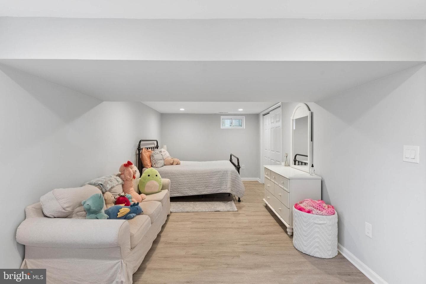 2405 Burlwood Road photo 23