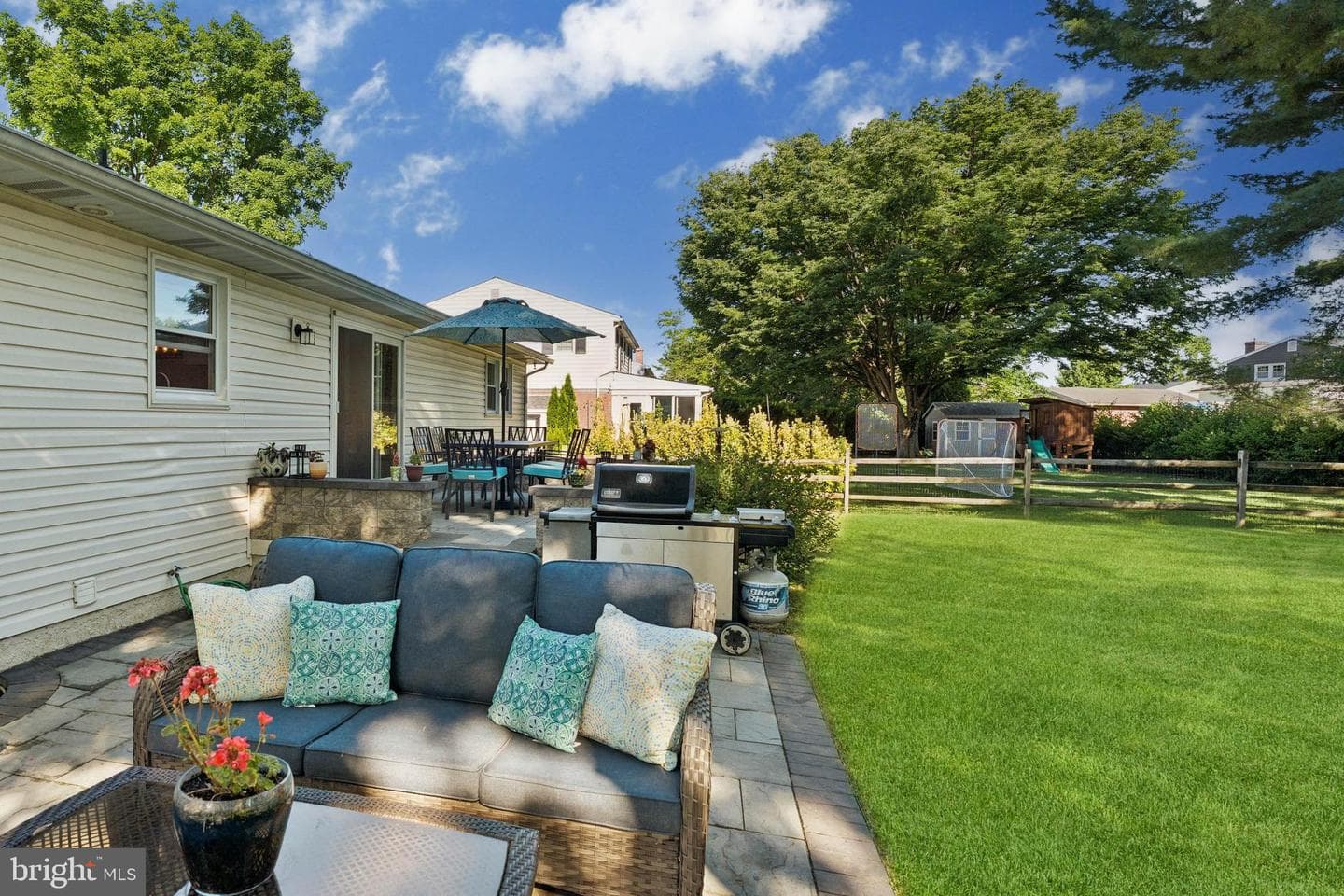 2405 Burlwood Road photo 26