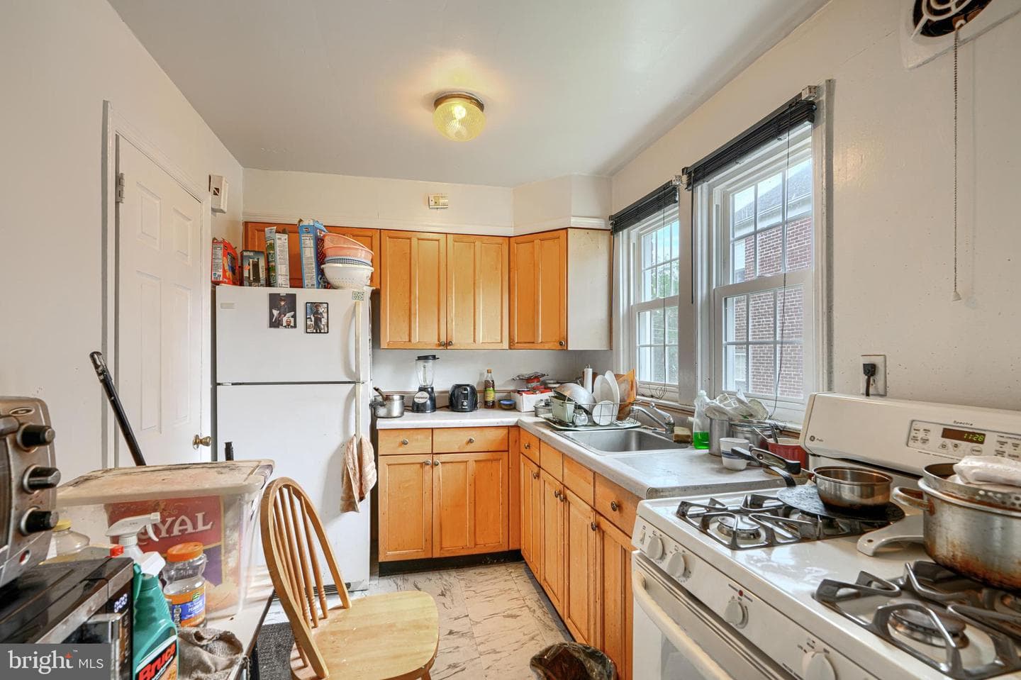 1806 Deveron Road photo 9