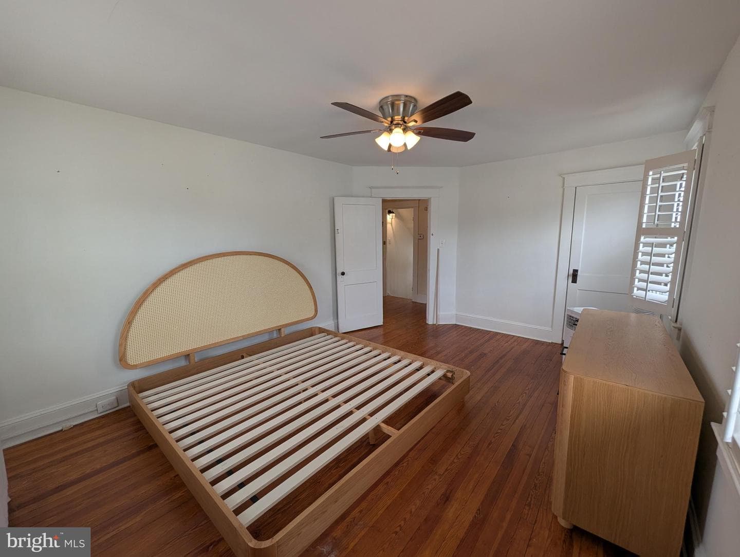 4500 Ridge Avenue photo 32