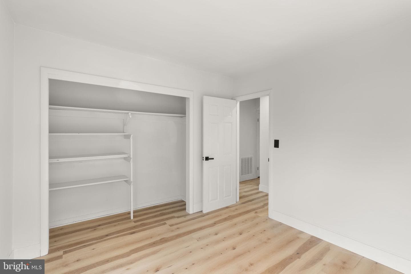 577 Brook Road photo 20