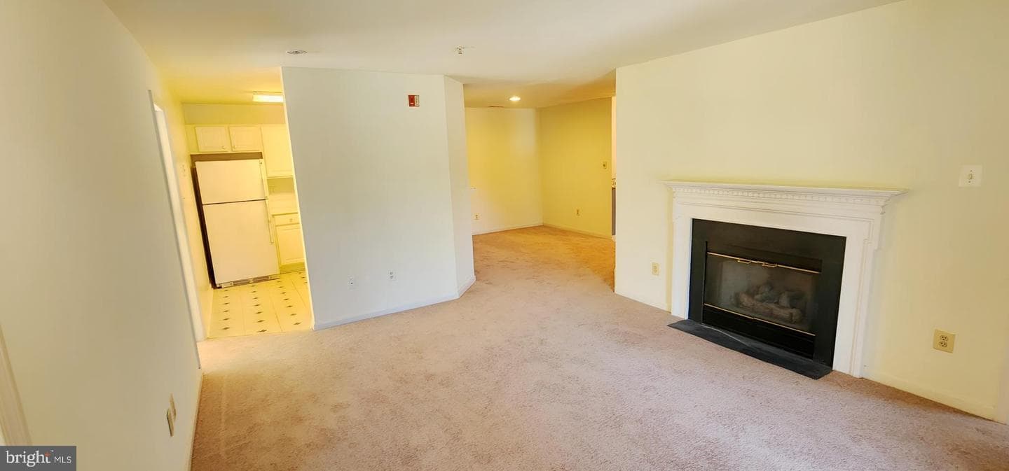 8907 Stone Creek Place #201 photo 3
