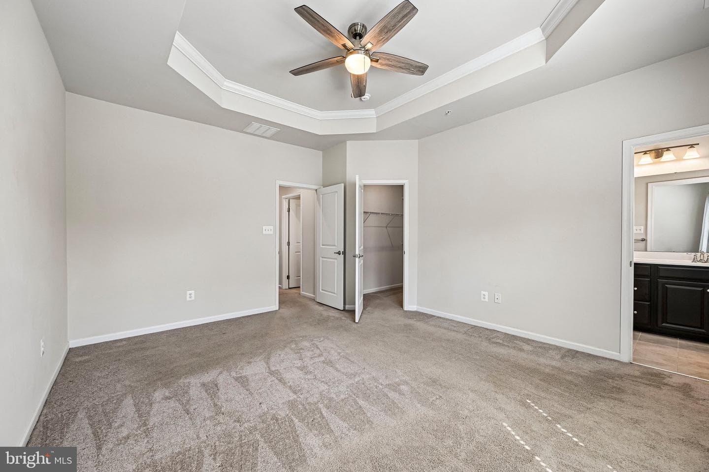 1 Gates Park Court photo 30