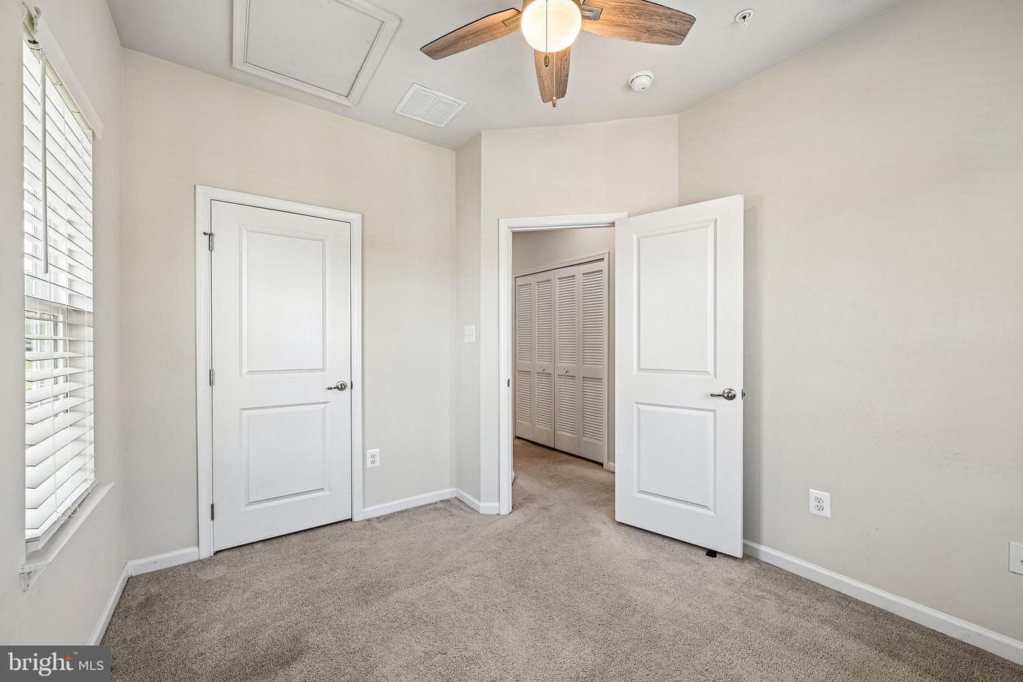 1 Gates Park Court photo 33