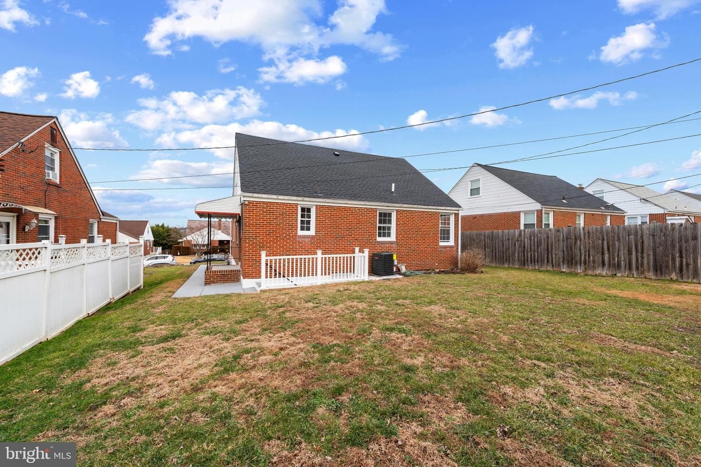 1817 Hanford Road photo 30