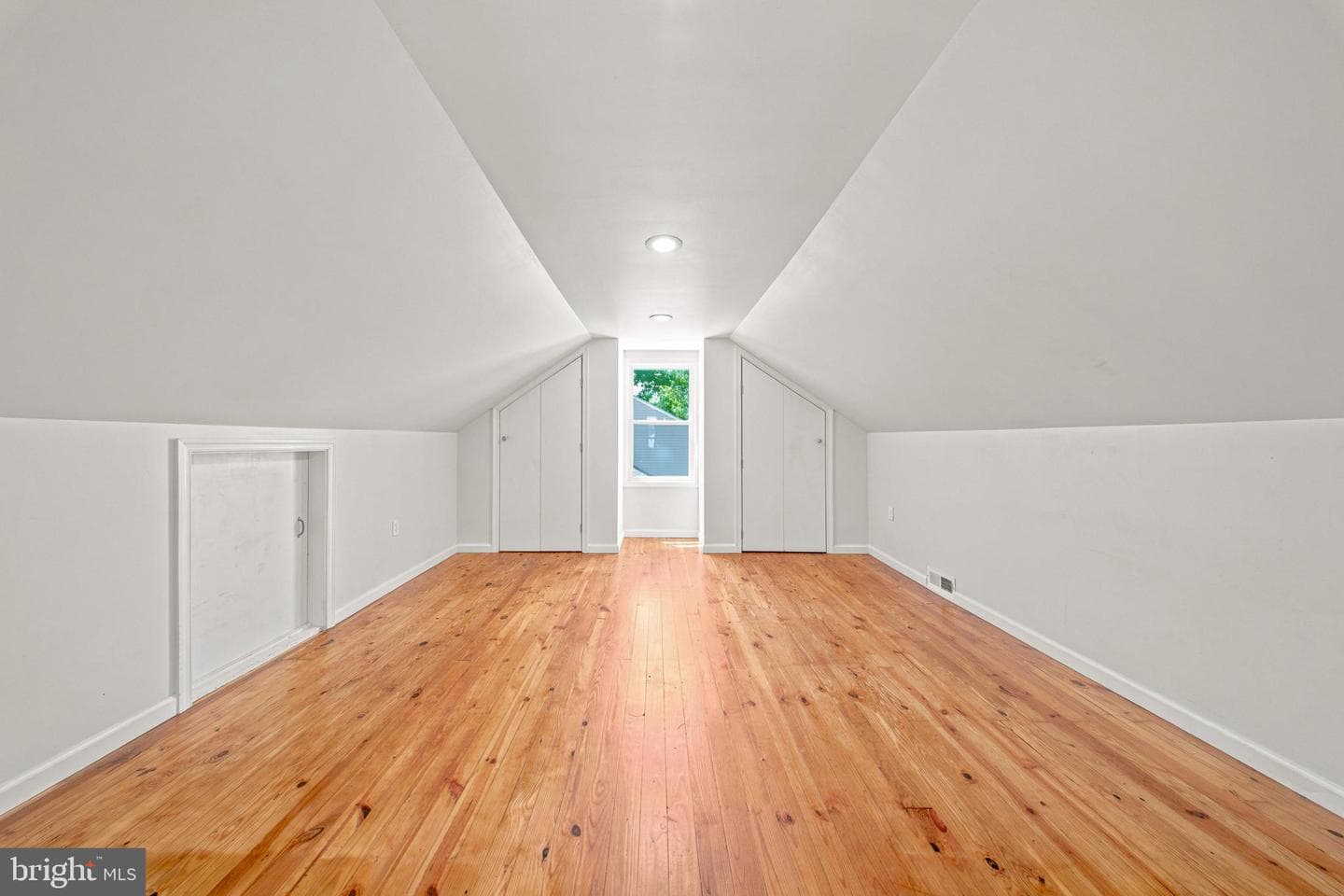 9945 Hilltop Drive photo 26
