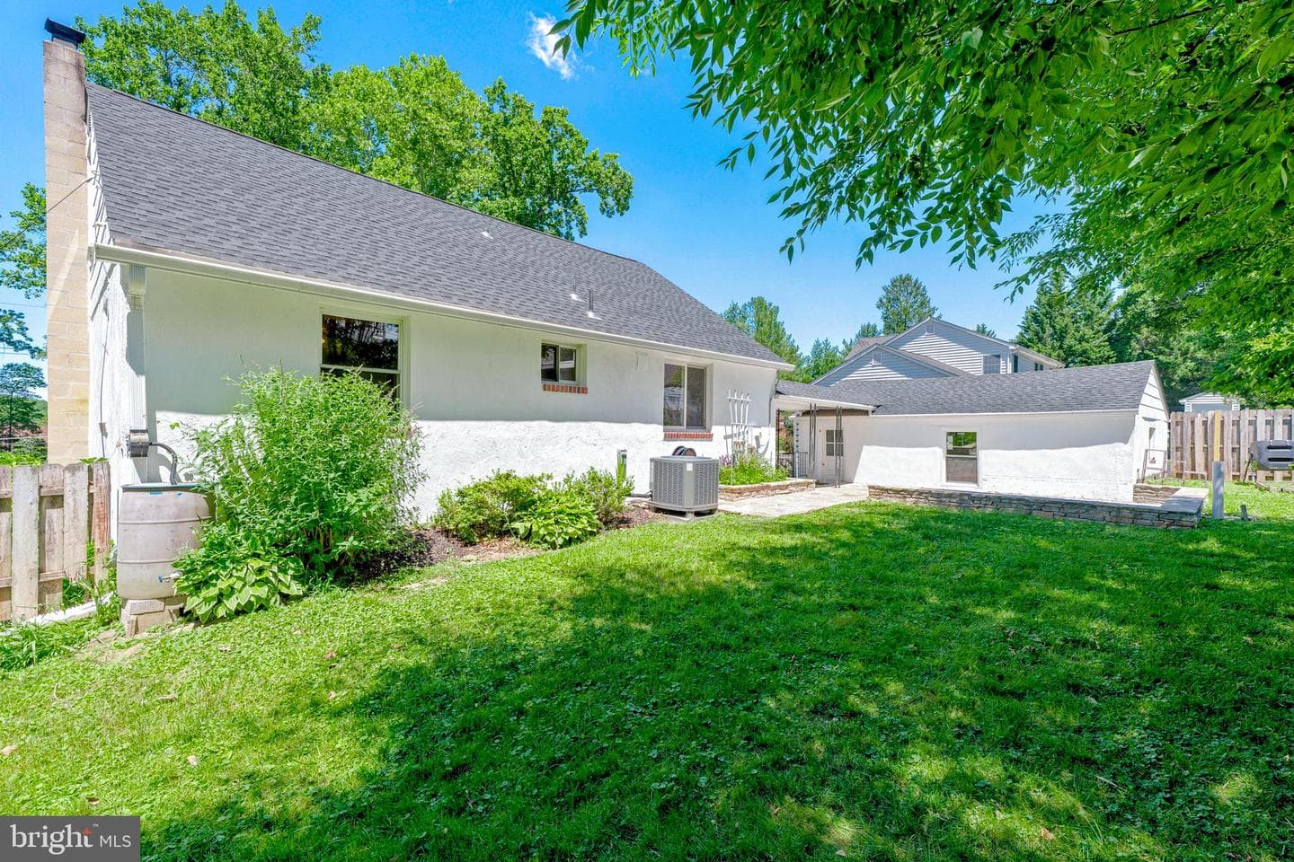 9945 Hilltop Drive photo 38