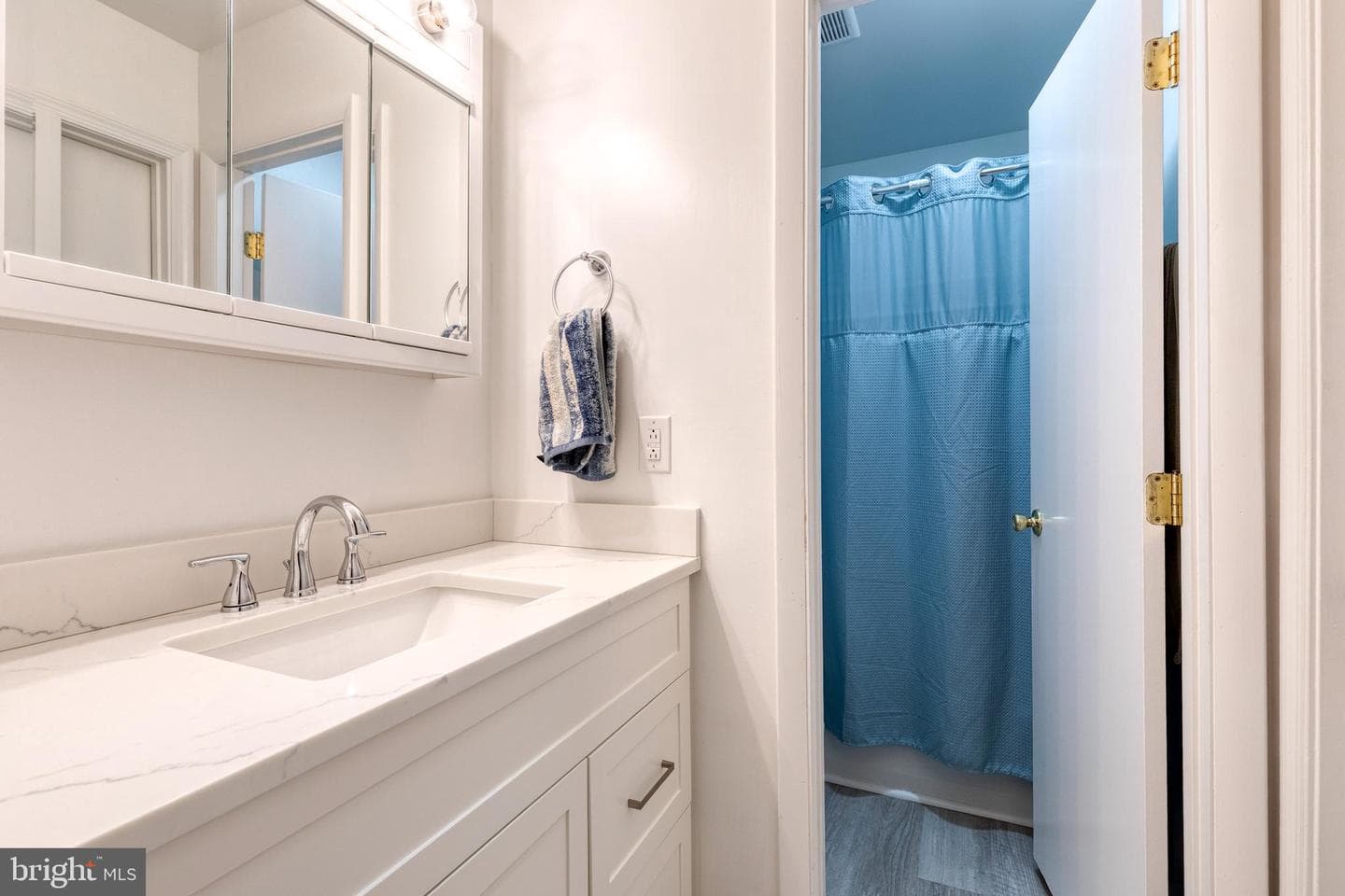 8626 Castlemill Circle photo 23