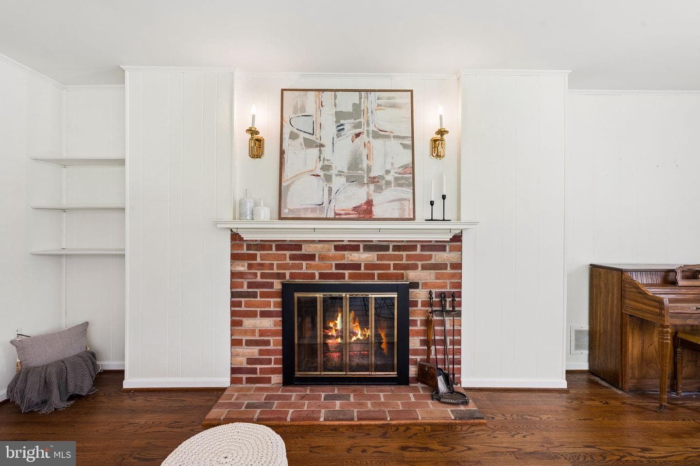 16010 Falls Road photo 16