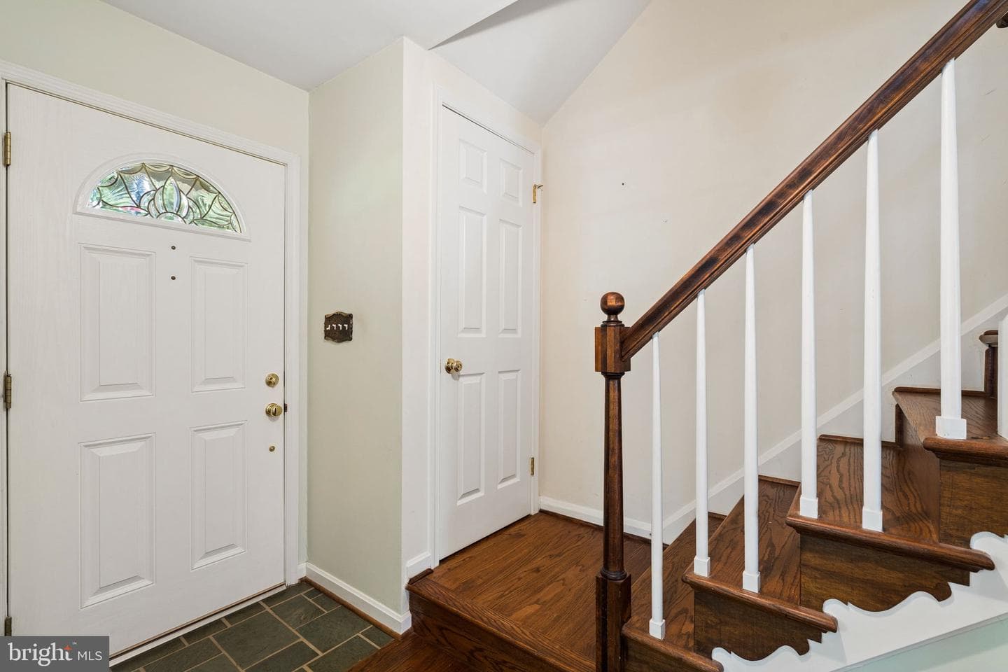 16010 Falls Road photo 17