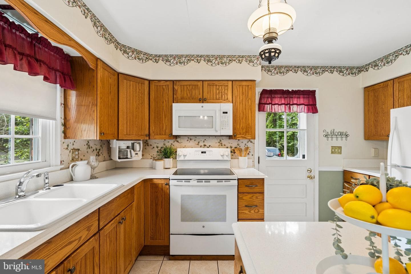 16010 Falls Road photo 42