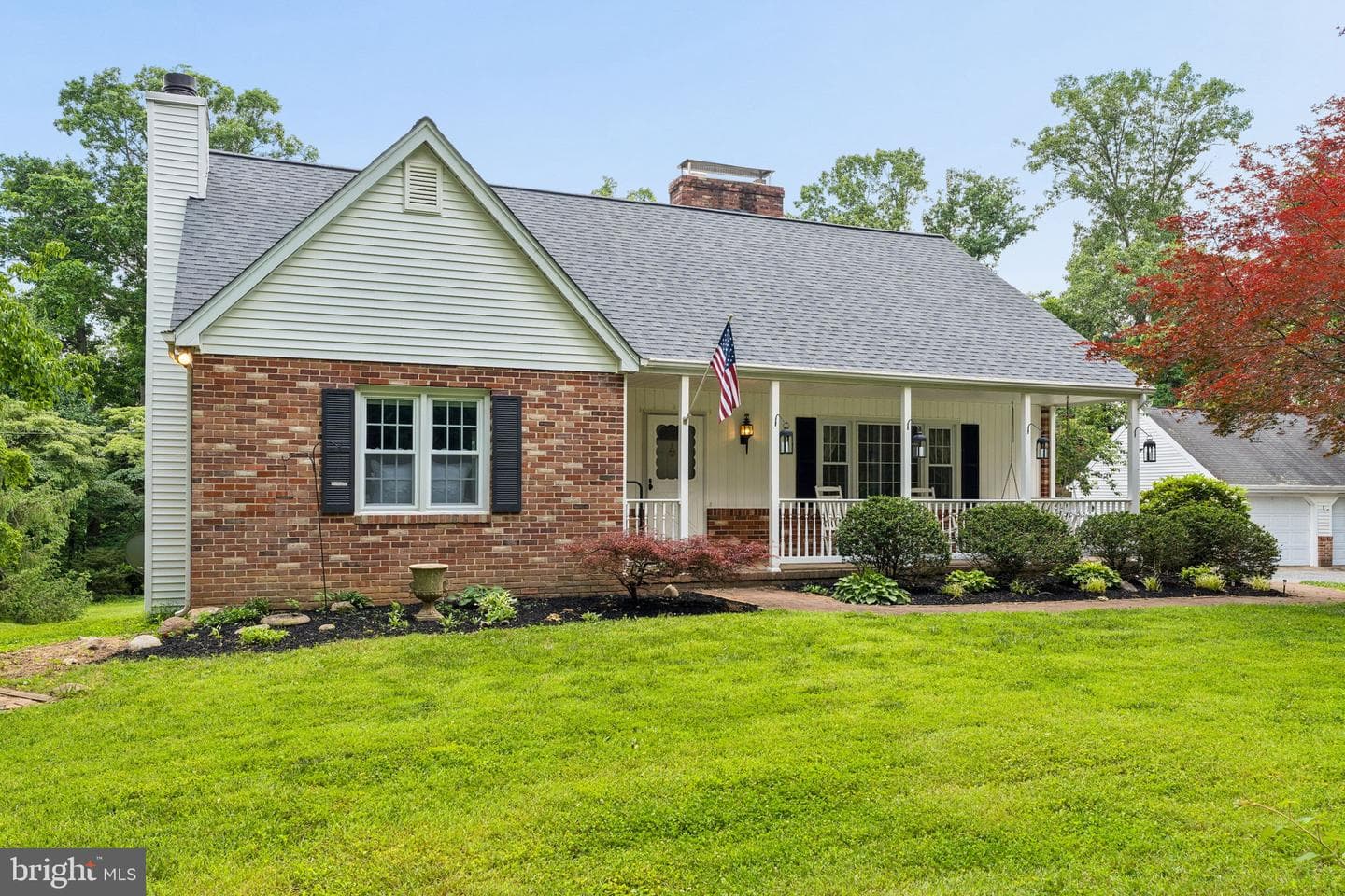 16010 Falls Road photo 5