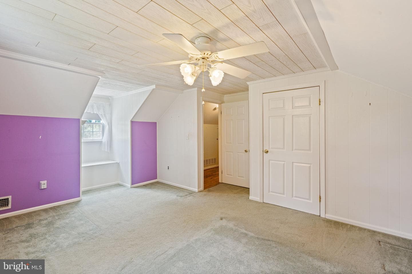 16010 Falls Road photo 54