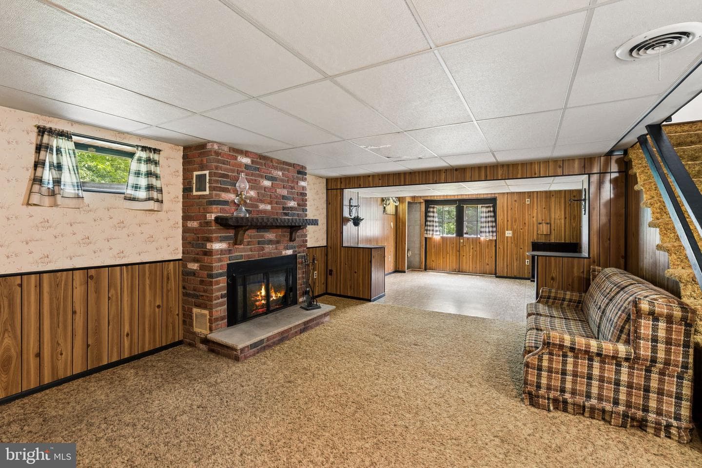 16010 Falls Road photo 55