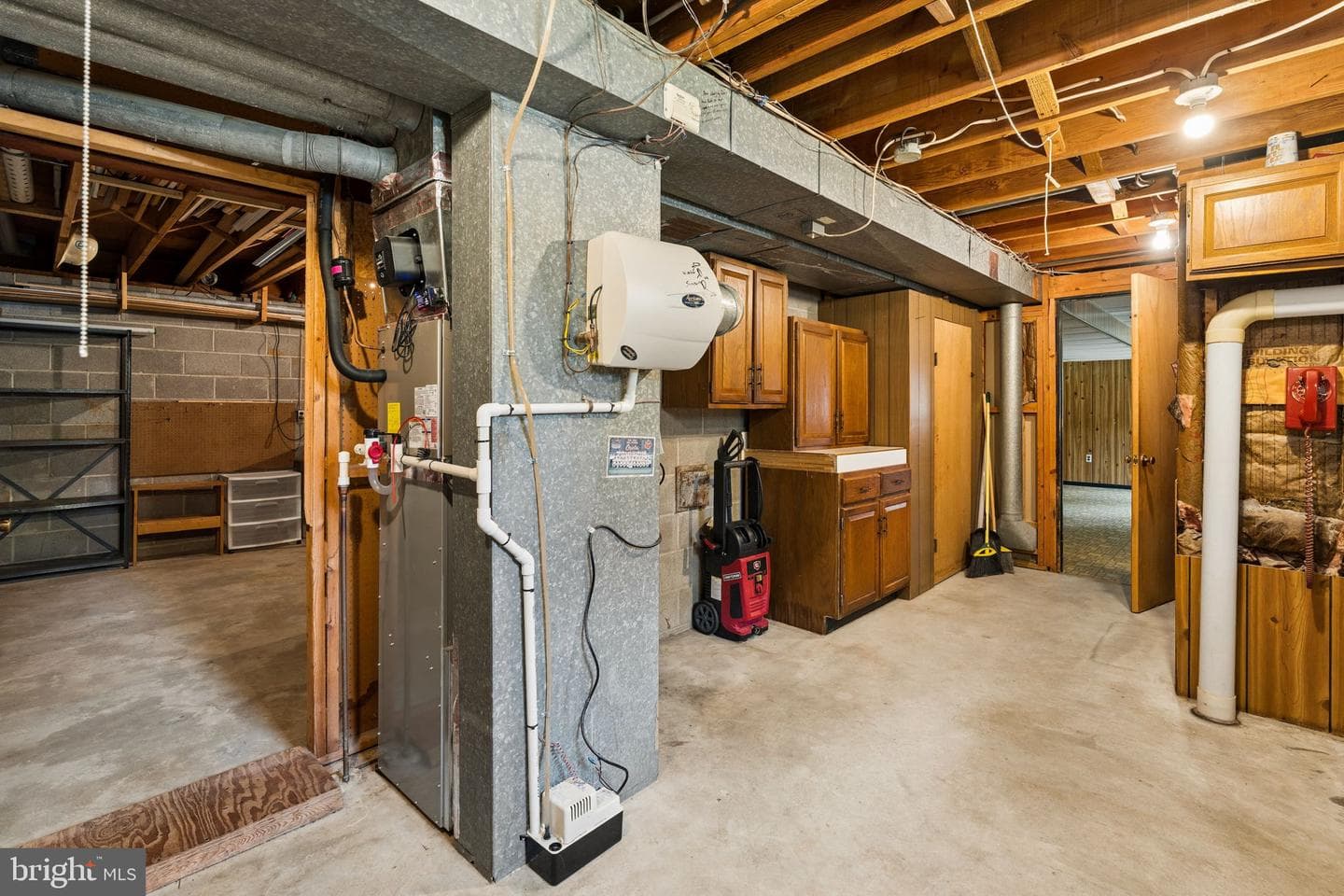 16010 Falls Road photo 63